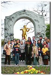Johann Strauss-Denkmal
